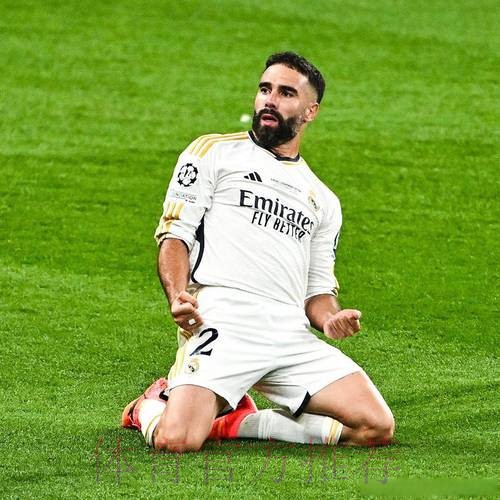 何塞卢:未来暂未定论 卡瓦哈尔是历史最好右后卫 何塞卢:未来暂未定论 卡瓦哈尔是历史最好右后卫